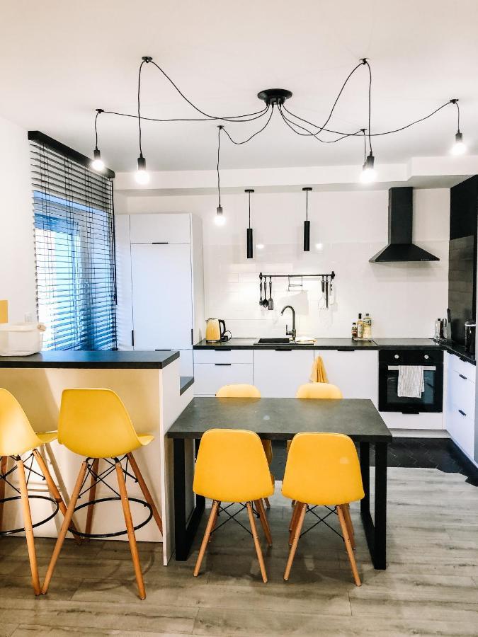 Bieszczadzkie Utulenie Apartment Ustrzyki Dolne Luaran gambar