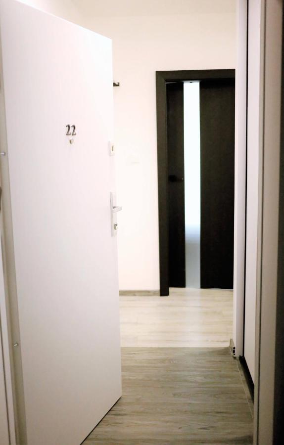 Bieszczadzkie Utulenie Apartment Ustrzyki Dolne Luaran gambar